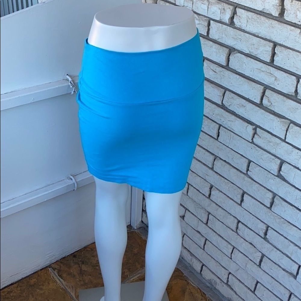 Knit Mini Skirt - Picture 3 of 5